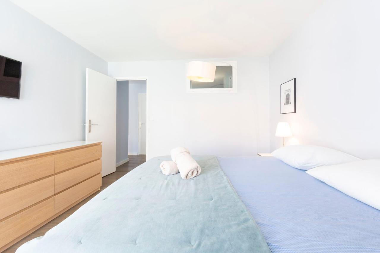 Modern Apartment 2 Bedrooms Quiet Terrace In A Palm Beach Area, 30 Meters From Seaside Cannes Ngoại thất bức ảnh