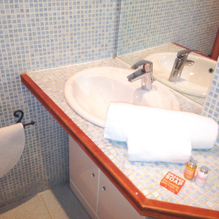 Modern Apartment 2 Bedrooms Quiet Terrace In A Palm Beach Area, 30 Meters From Seaside Cannes Ngoại thất bức ảnh